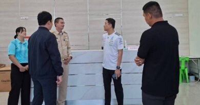 นายกน้ำพุ ให้การต้อนรับคณะอบต.นาสัก พร้อมรับรายงานตัวเจ้าพนักงานป้องกันและบรรเทาสาธารณภัยชำนาญงาน ณ ห้องประชุมองค์การบริหารส่วนตำบลมาบไผ่ อำเภอบ้านบึง จังหวัดชลบุรี