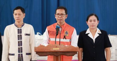 อำนาจเจริญ มอบถุงยังชีพและสิ่งของสำรองจ่าย ช่วยเหลือผู้ประสบวาตภัยในพื้นที่อำเภอหัวตะพานและอำเภอลืออำนาจ