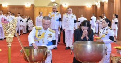 ปทุมธานี ลุงวัย63ปีร้อง”ปวีณา”ช่วยสายเคเบิลเกี่ยวคอรถล้มเจ็บสาหัสไร้เยี่ยวยาจากบ.สายเคเบิล