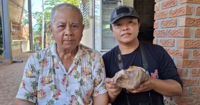 สกลนคร พบหินคล้ายสัตว์ขนาดใหญ่คาดเป็นฟอสซิลไดโนเสาร์