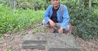 สกลนคร พบเกาะร้างกลางหนองหาร มีปราสาทโบราณอายุกว่า 1,000 ปี ซ่อนอยู่
