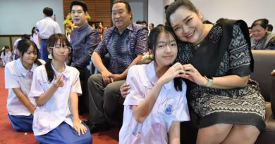 โรงเรียนสาธิตมหาวิทยาลัยศิลปากร (มัธยมศึกษา) จัดพิธีไหว้ครูและกิจกรรมสานสัมพันธ์น้องพี่ ประจำปีการศึกษา 2569