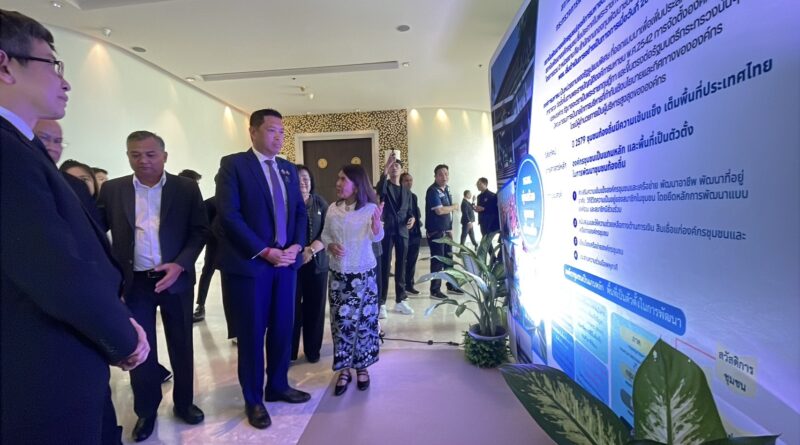 “นิกร โสมกลาง”รมว.พม.ปลุกพลังขบวนชุมชน 77 จังหวัดขับเคลื่อนนโยบายสังคมเชิงรุกมุ่งสร้างความมั่นคงมนุษย์ สร้างบ้านมั่นคงเมือง-บ้านมั่นคงชนบท