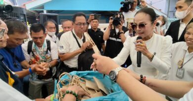 ปทุมธานี ม.ร.ว.จิราคม กิติยากร ประธานพิธีบวงสรวงน้อมรำลึก 154 ปี สมเด็จโตฯ ประชาชนต่อแถวรับพระสมเด็จแน่นพันกว่าคน