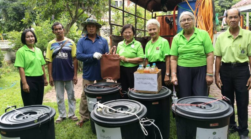ปราจีนบุรี ชาวปราจีนฯ ผวาเป็นถังขยะโลก! กลุ่มทุนมืดท้าทายกฎหมาย ลอบทิ้งเศษสายไฟบด-ขยะพิษเกลื่อนกบินทร์บุรี หวั่นหน้าฝนชะล้างสารเคมีปนเปื้อนแหล่งน้ำ ซ้ำร้ายขวางทางโขลงช้างป่าอ่างฤาไนกว่า 200 ตัว ฝ่ายปกครองสั่งตรึงกำลังเข้ม หลังขยายผลรวบเครือข่ายส่งดำเนินคดี สภ.วังตะเคียน