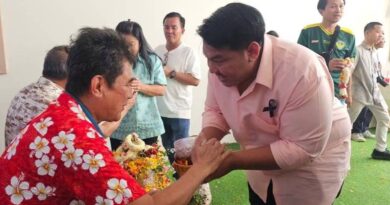 กำนันติ สำนักบก”  หัวโขนกับชื่อเสียง บางครั้งก็ไม่สำคัญเท่าพวกพ้องและความจริงใจในการดูแลประชาชน