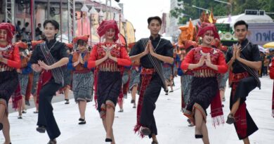 อาชีวะอุบลฯ ร่วมสืบสานงานประเพณีแห่เทียนพรรษาเมืองดอกบัว 2569 ถ่ายทอดอัตลักษณ์ชาวภูไทผ่านชุดการแสดง “ฟ้อนไทภูเขา” สุดงดงาม ตระการตา