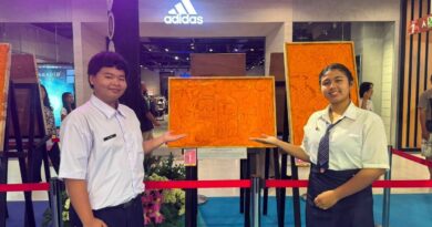 อาชีวะอุบลฯ คว้าแชมป์แกะสลักเทียนพรรษาเยาวชน โชว์สุดยอดลายเส้นแห่งศรัทธา!ปล่อยพลังสร้างสรรค์ ในงาน Miracle of Candle 2026