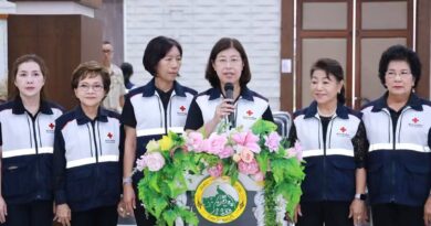 เหล่ากาชาดชลบุรี เดินหน้า “บำบัดทุกข์ บำรุงสุข” ลงพื้นที่มอบอุปกรณ์ช่วยเหลือและถุงยังชีพแก่ผู้ยากไร้