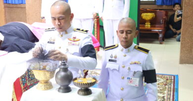 พระบาทสมเด็จพระเจ้าอยู่หัว ทรงพระกรุณาโปรดเกล้าฯ รับผู้วายชนม์ ซึ่งเป็นครูโรงเรียนเทพศิรินทร์ นนทบุรี ไว้ในพระบรมราชานุเคราะห์ พร้อมพระราชทานน้ำหลวงอาบศพเป็นกรณีพิเศษ ณ วัดบางอ้อยช้าง