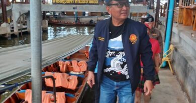 สว.อังกูร” ลุยดำเนินสะดวก ดัน “เรือพลังงานสะอาด” แก้กลิ่นไอเสีย ปั้นท่องเที่ยวชุมชนสู่ความยั่งยืน