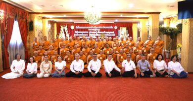 ป.ป.ส. จัดพิธีลาสิกขาอุปสมบทหมู่ 48 รูป ถวายพระกุศล “เจ้าฟ้าพัชรกิติยาภาฯ” หลังปฏิบัติธรรมครบ 15 วัน น้อมนำหลักธรรมต่อยอดภารกิจแก้ปัญหายาเสพติด