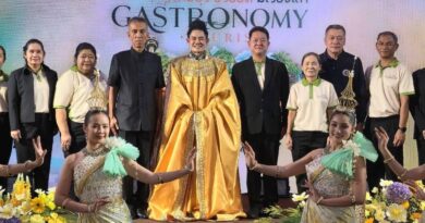 3 ผู้ว่าฯ “สุพรรณบุรี-กาญจนบุรี-ราชบุรี” ผนึกกำลังเปิดเส้นทางความอร่อย “Gastronomy Tourism สามบุรี อร่อยดี มีเรื่องเล่า” เชื่อมอาหาร วิถีชุมชน และวัฒนธรรม สู่การท่องเที่ยวสร้างสรรค์อย่างยั่งยืน