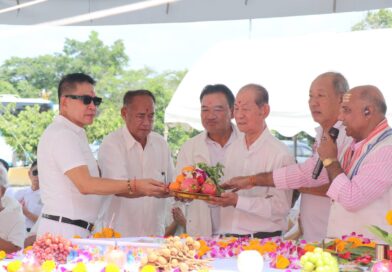 คึกคัก พิธีบวงสรวง “วันคเณศจตุรถี” วัดโพรงอากาศ “จิรวัฒน์-ราเชน” แจกทานข้าวสาร-น้ำดื่ม กว่า 300 ชุด ให้ชาวบางน้ำเปรี้ยว