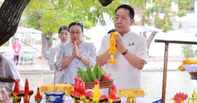 ผู้ว่าฯ ชลบุรีเป็นประธานทำบุญครบรอบ 90 ปี วันสถาปนาโรงเรียนชลกันยานุกูล ร่วมรำลึกผู้มีคุณูปการ สร้างสิริมงคลแก่สถานศึกษา