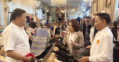 ปธ.กมธ.ท่องเที่ยว ติดตามศาสนสถาน แหล่งวัฒนธรรม หลังน้ำท่วมใหญพร้อมดันเวียงสา จังหวัดน่านขึ้นแท่นการท่องเที่ยวแห่งใหม่