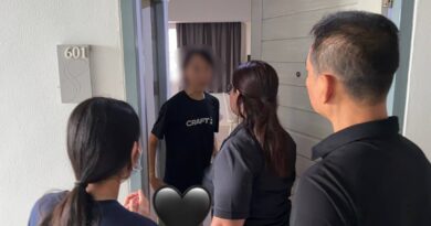สืบ สตม. รวบ “มาดามฉาง” ผู้ต้องหาตามหมายจับจีน คดีกรรโชกทรัพย์กว่า 350 ล้านบาท หลังหลบหนีกบดานไทย เตรียมผลักดันกลับดำเนินคดี