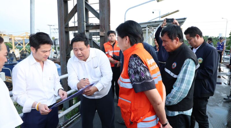ปทุมธานี ภราดร สั่งเร่งลดระดับน้ำรังสิตติดตั้งไฮโดรโฟลว์ 4 เครื่องดันน้ำออกเจ้าพระยาลดระดับน้ำรังสิตใต้ก่อนเปิดทางรับมวลน้ำฝั่งนครนายก