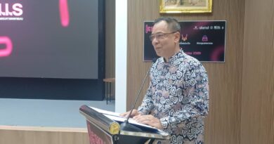 รองผู้ว่าฯ ยะลา เปิดอบรม Upskills & Reskills 4 วันเต็ม ผนึก มธ.-สถาบันสิ่งทอ-มนร. ปั้นนักออกแบบชุมชน 3 สาขา ต่อยอดภูมิปัญญาท้องถิ่นสู่ตลาดสากล